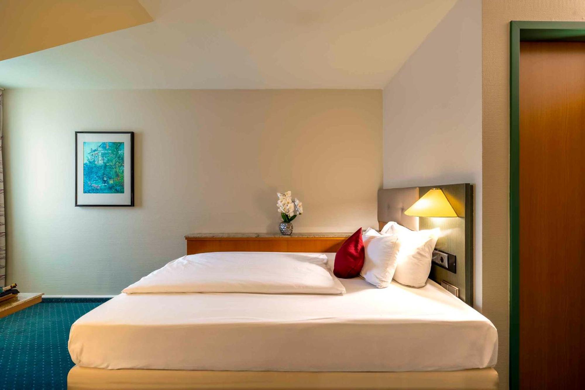 Plaza Inn Blankenburg Ditzingen, Sure Hotel Collection Ngoại thất bức ảnh
